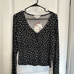 Black Floral Long Sleeve Crop Top